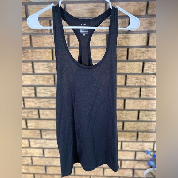 Nike dry fit racer back‎ too - Picture 1 of 6